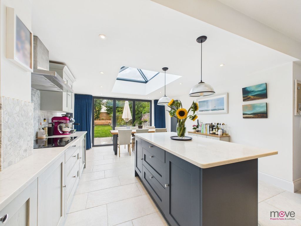 Property photo 1 of 26