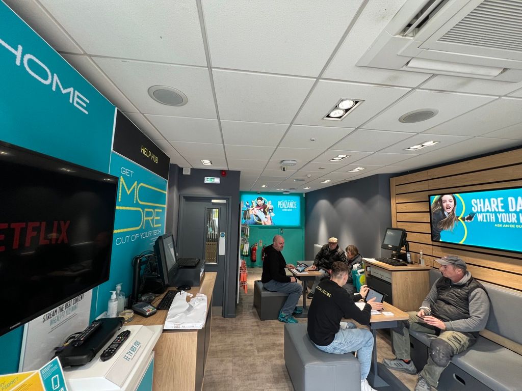 Property photo 3 of 6 Photo 4