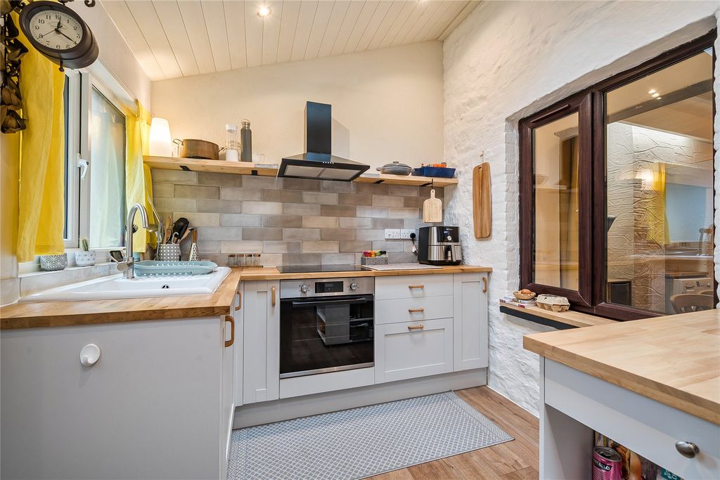 Property photo 3 of 12 Picture No. 56