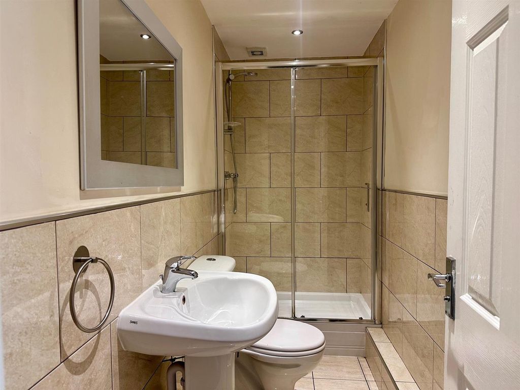 Additional image 11 of 6 bed shared accommodation to rentHolmwood Grove, West Jesmond, Jesmond, Upon Tyne NE2