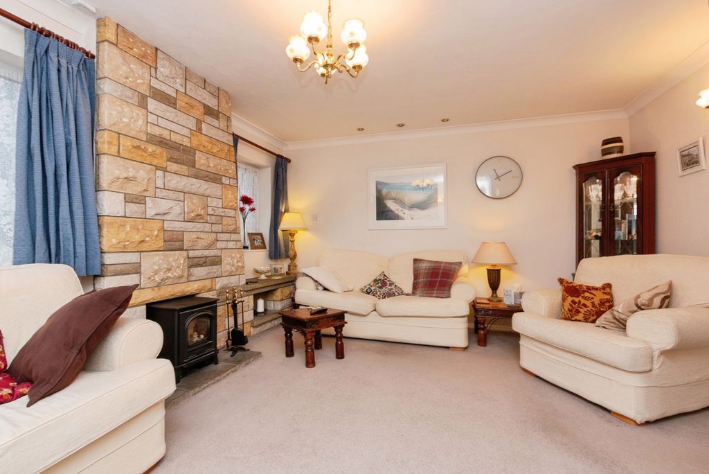 Property photo 3 of 20 Pbox-Img.Jpg