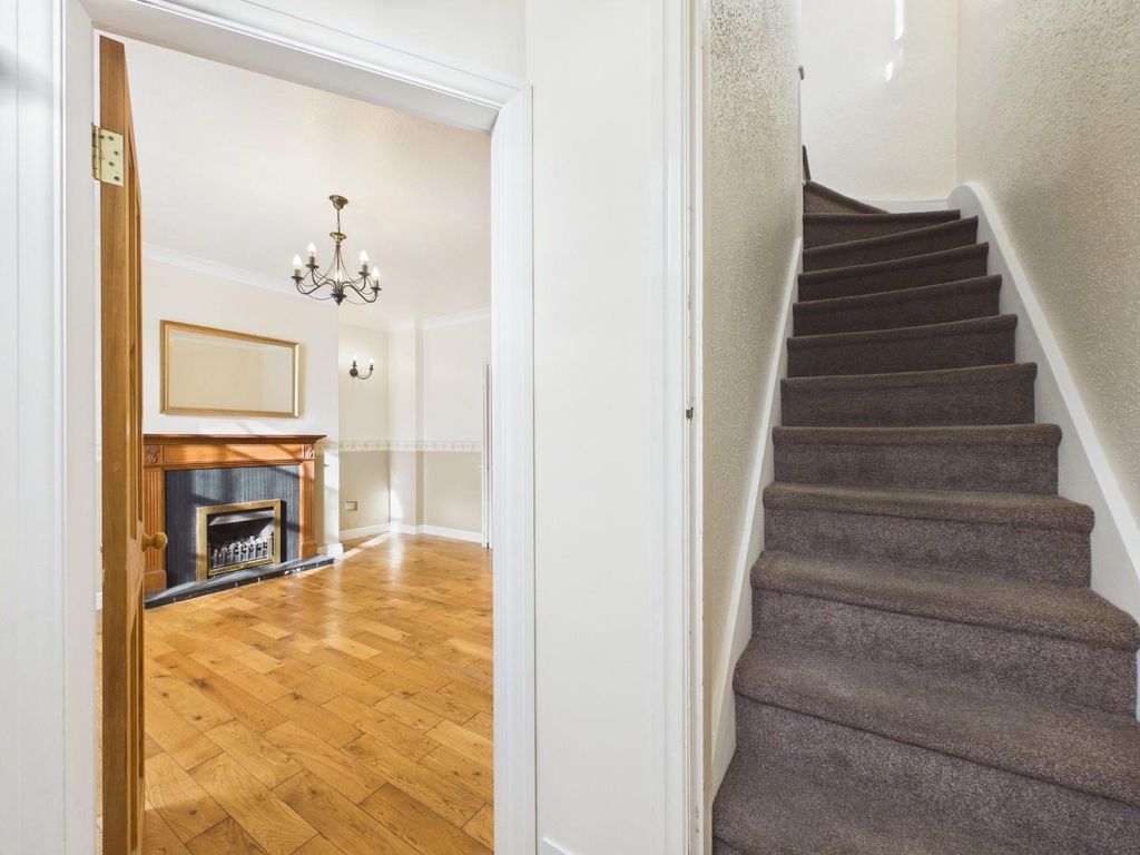 Property photo 2 of 15 Cam01268G0-Pr0434-Still001.Jpg