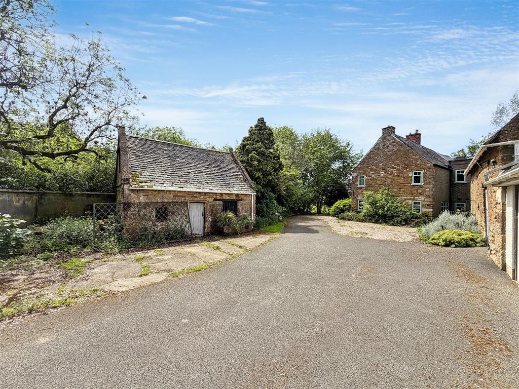 Additional image 27 of 6 bed detached house for saleLambley Lodge Road, Belton In Rutland LE15
