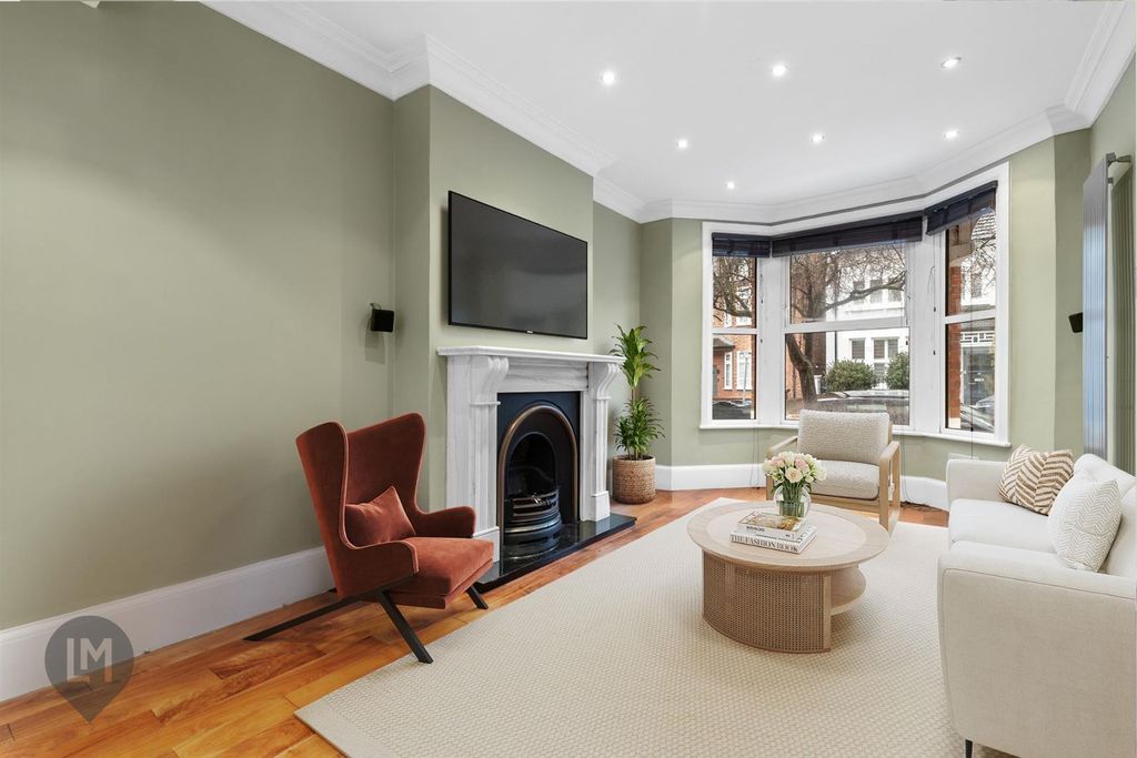 Property photo 2 of 7 Reception Room