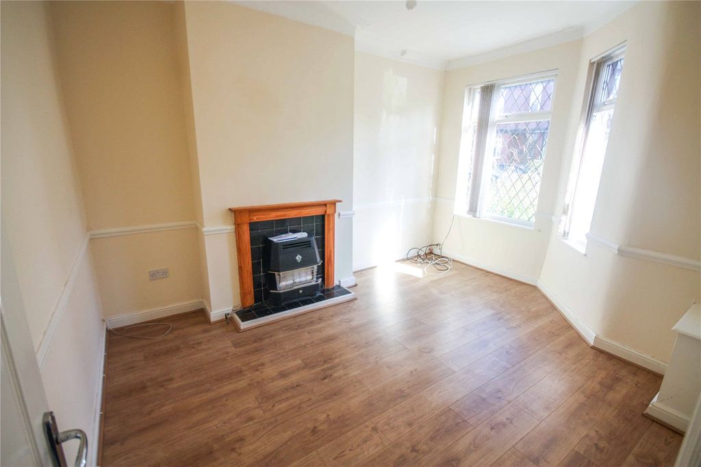 Property photo 3 of 12 Picture No. 12