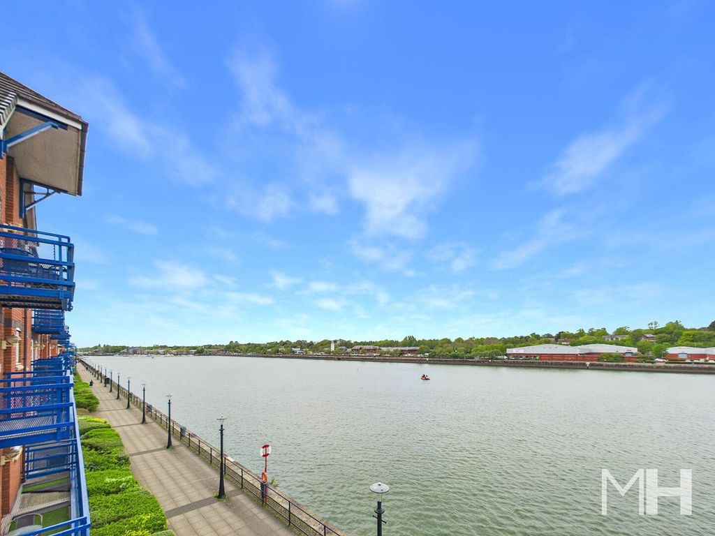 Property photo 2 of 22 Exterior