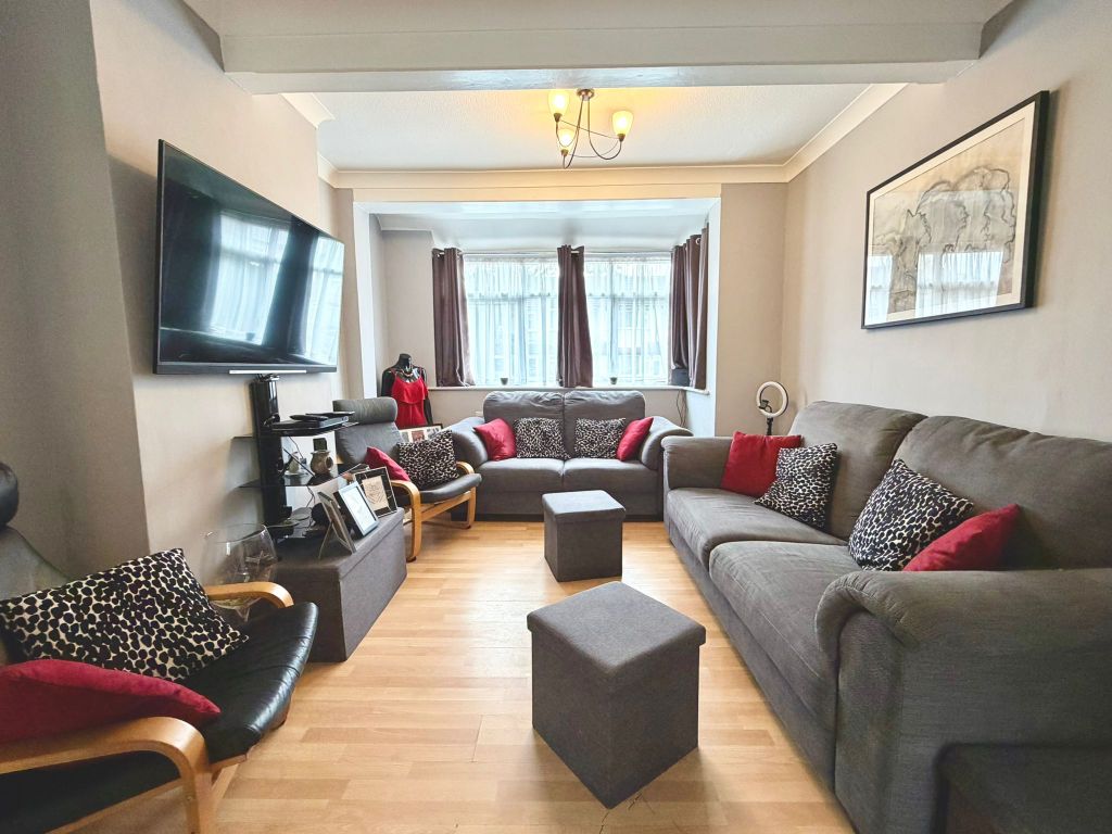 Property photo 2 of 19