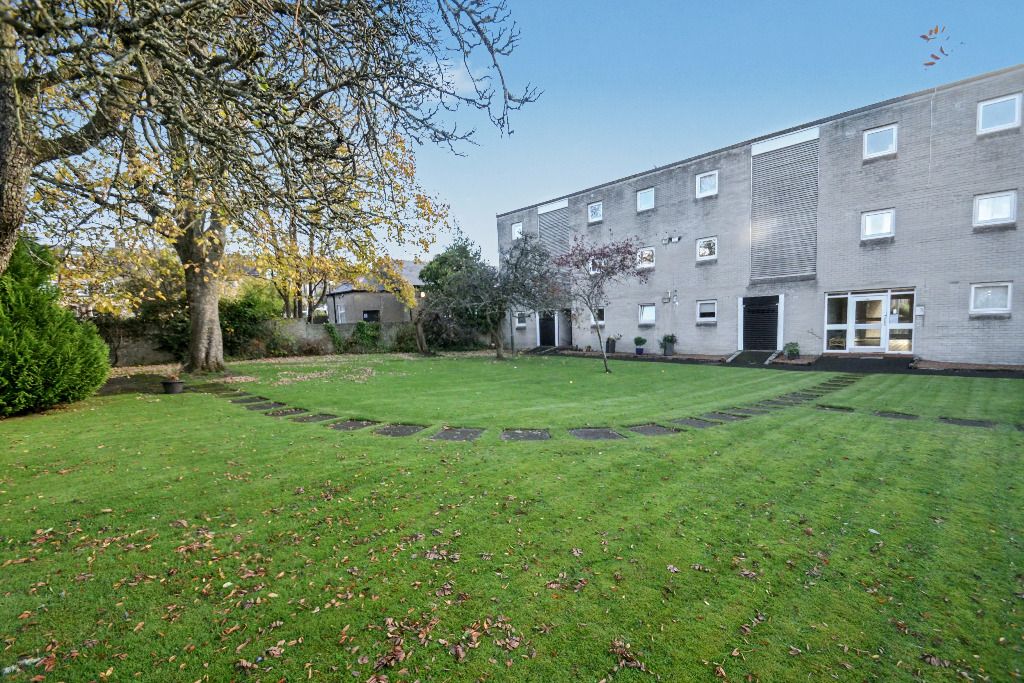 Property photo 1 of 24 4627951