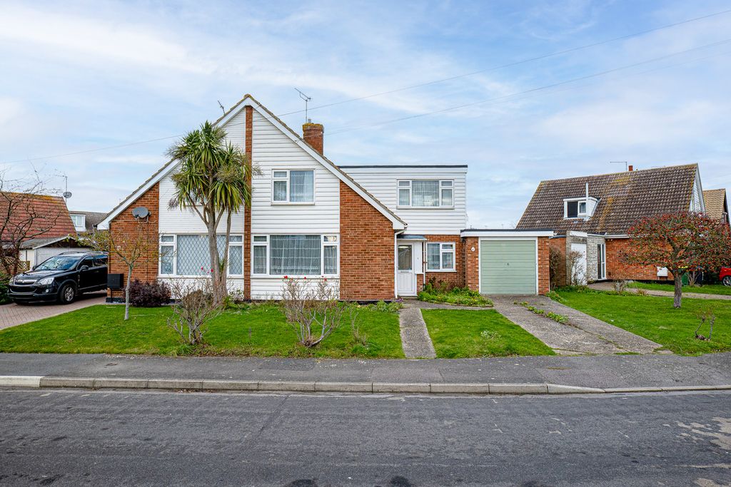 Property photo 1 of 25