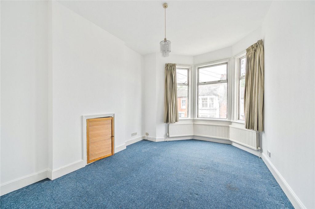 Property photo 2 of 15 Picture No. 25
