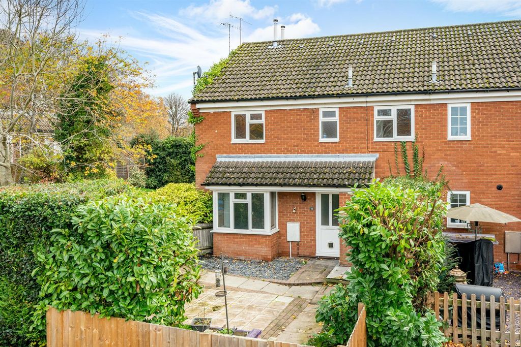 Property photo 1 of 9 16-The-Coltsfoot-1014.Jpg