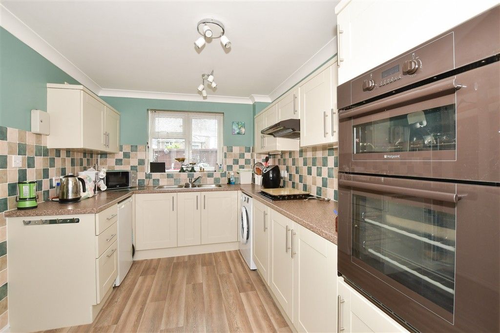 Property photo 2 of 13 Kitchen