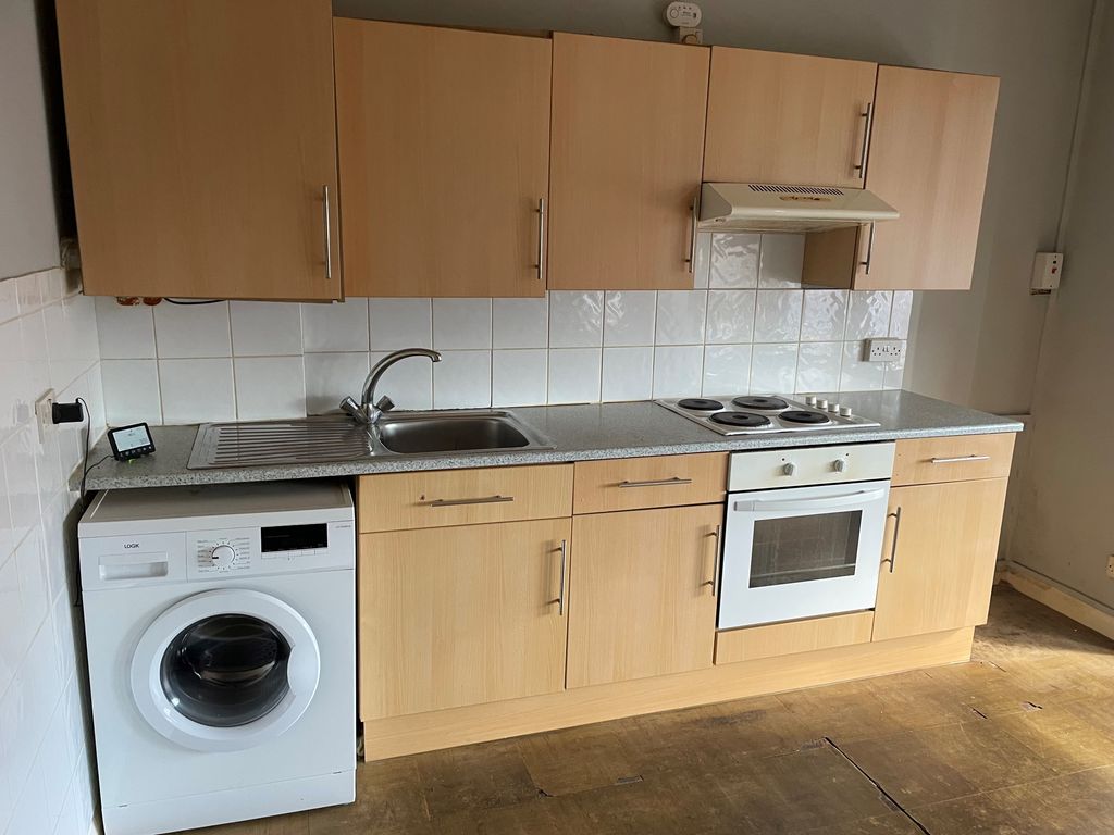 Property photo 3 of 5