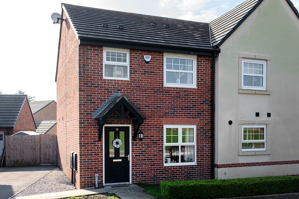 Property photo 1 of 18 4954050