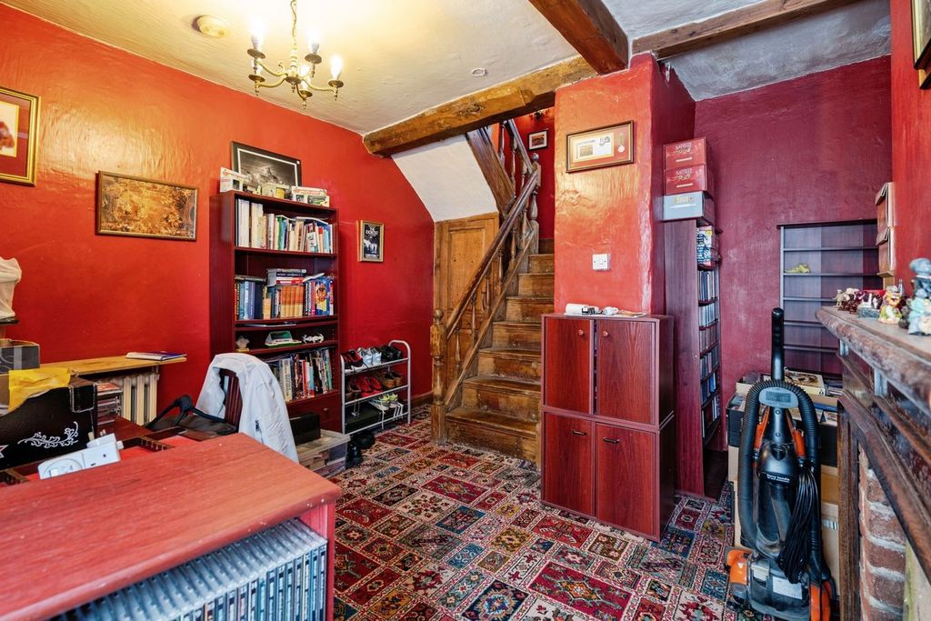 Property photo 3 of 20