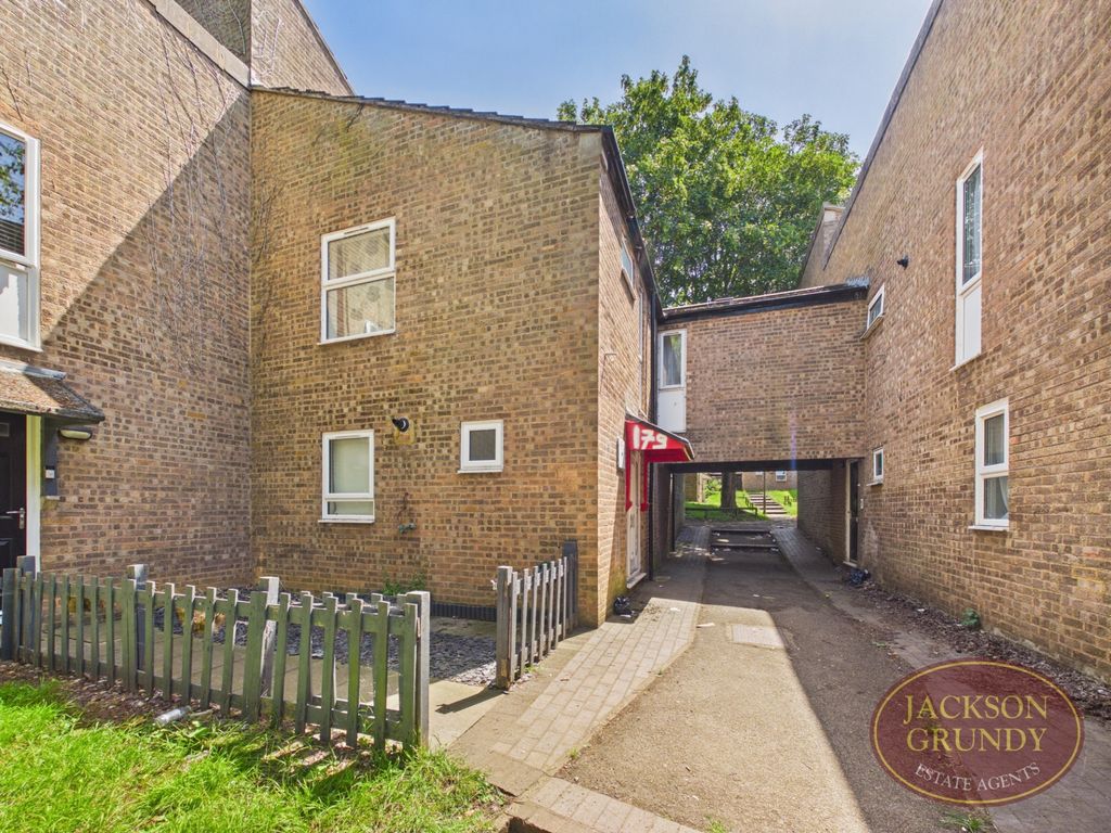 Property photo 1 of 15 Fulmar Lane