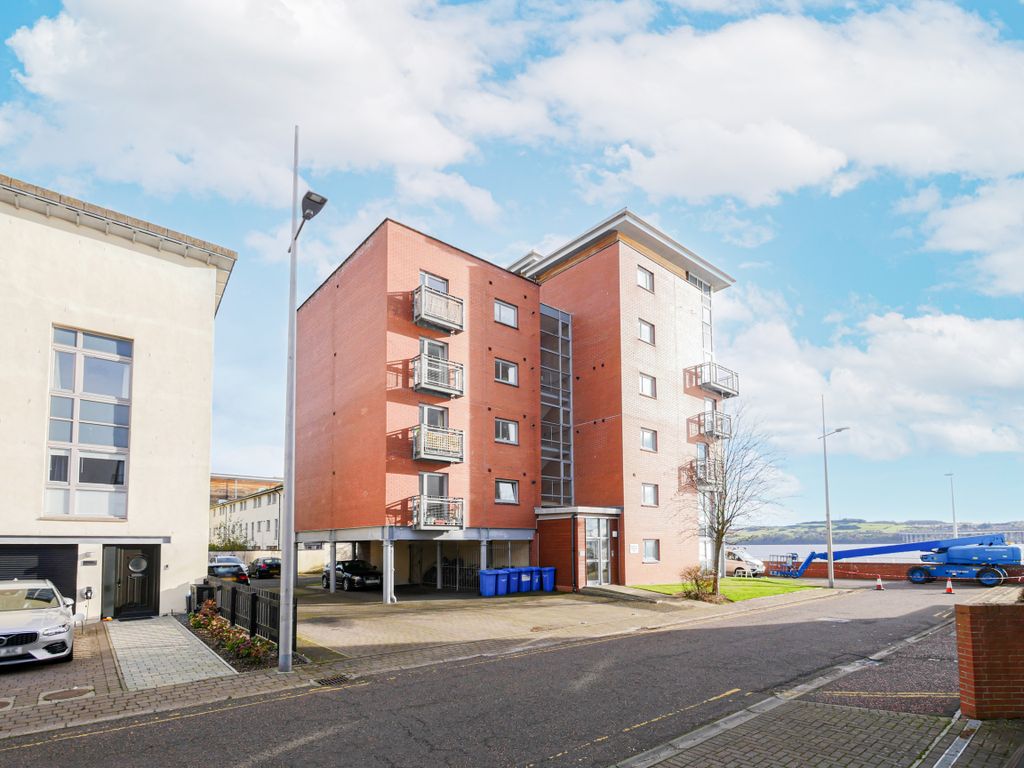 Property photo 1 of 13 Front