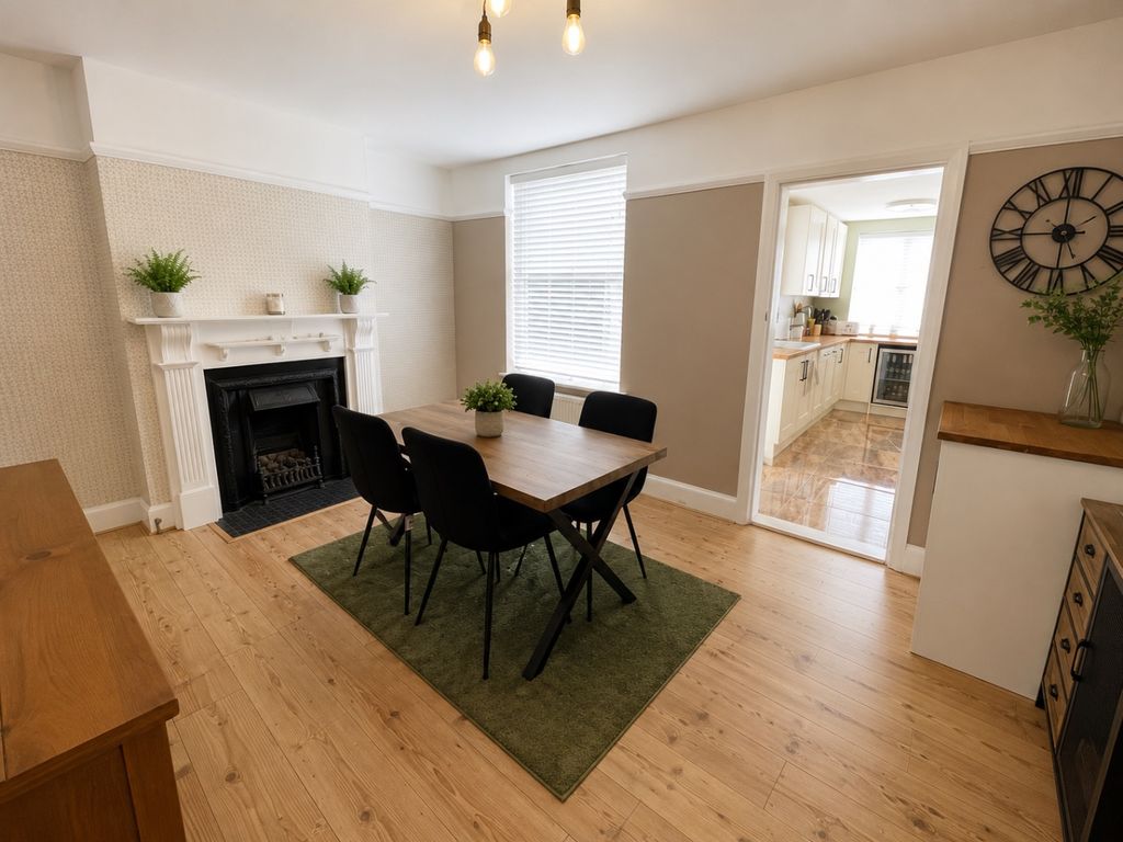Property photo 3 of 10 5122893