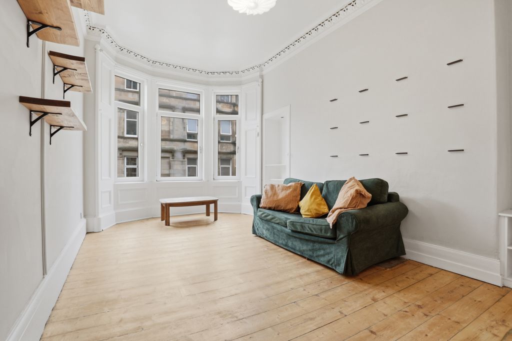 Property photo 2 of 27