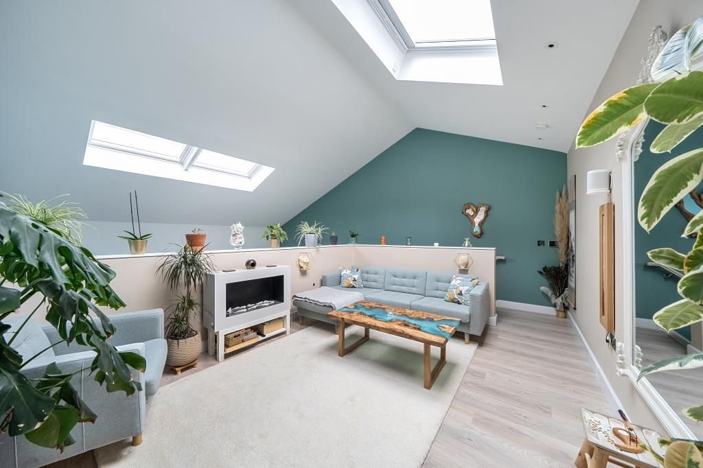 Property photo 2 of 25 Reception Room