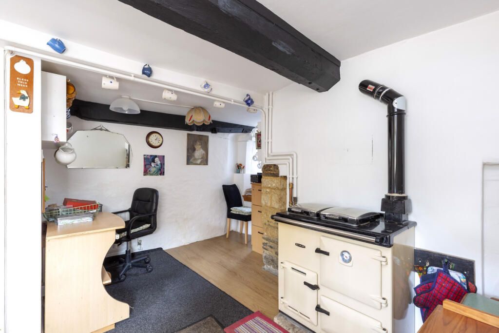 Property photo 3 of 16