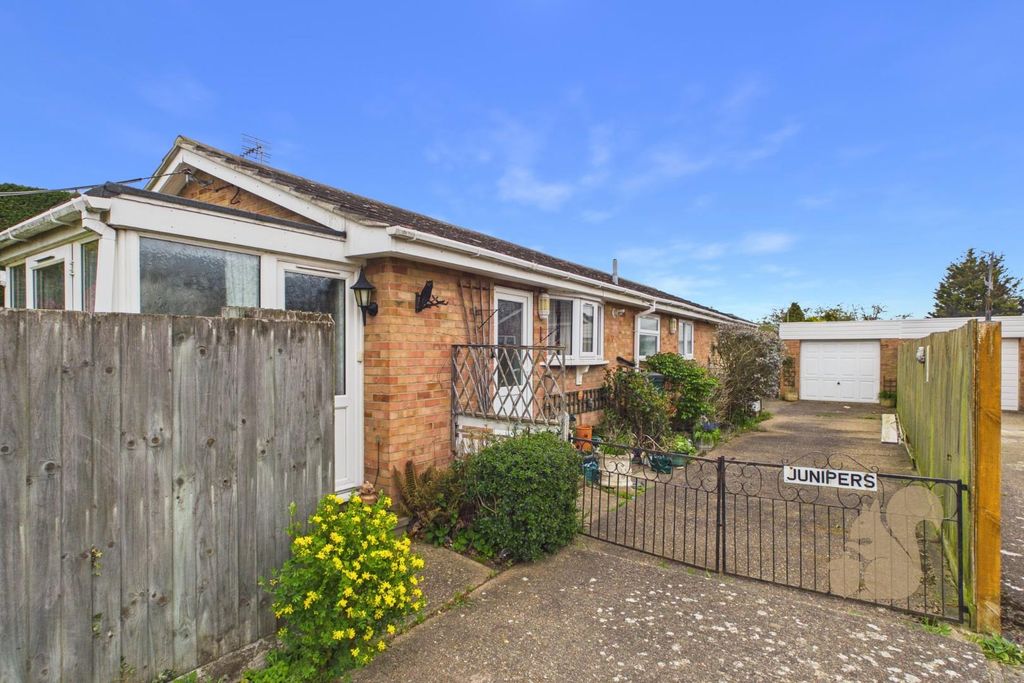 Property photo 1 of 17 Cam01659G0-Pr0789-Still015.Jpg