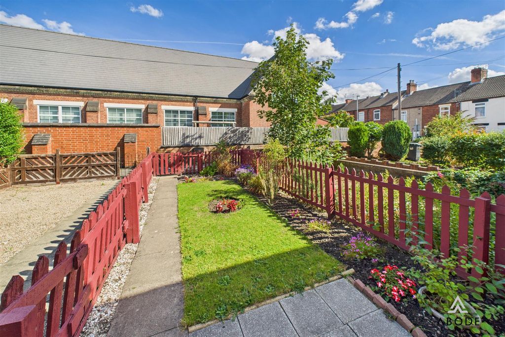 Property photo 2 of 15 Cam01882G0-Pr0162-Still002.Jpg