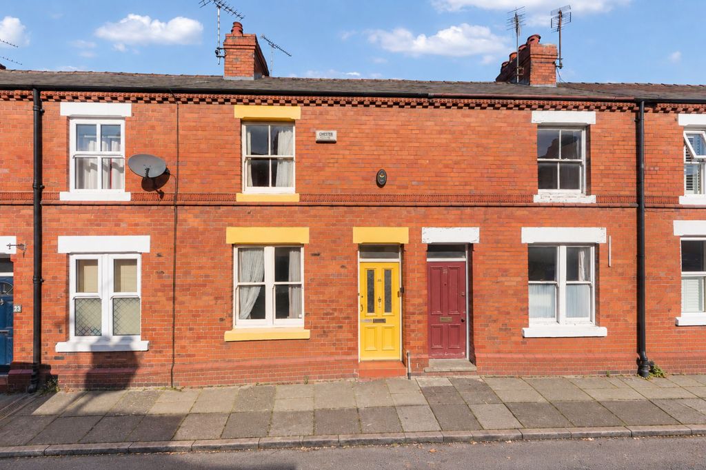 Property photo 1 of 31