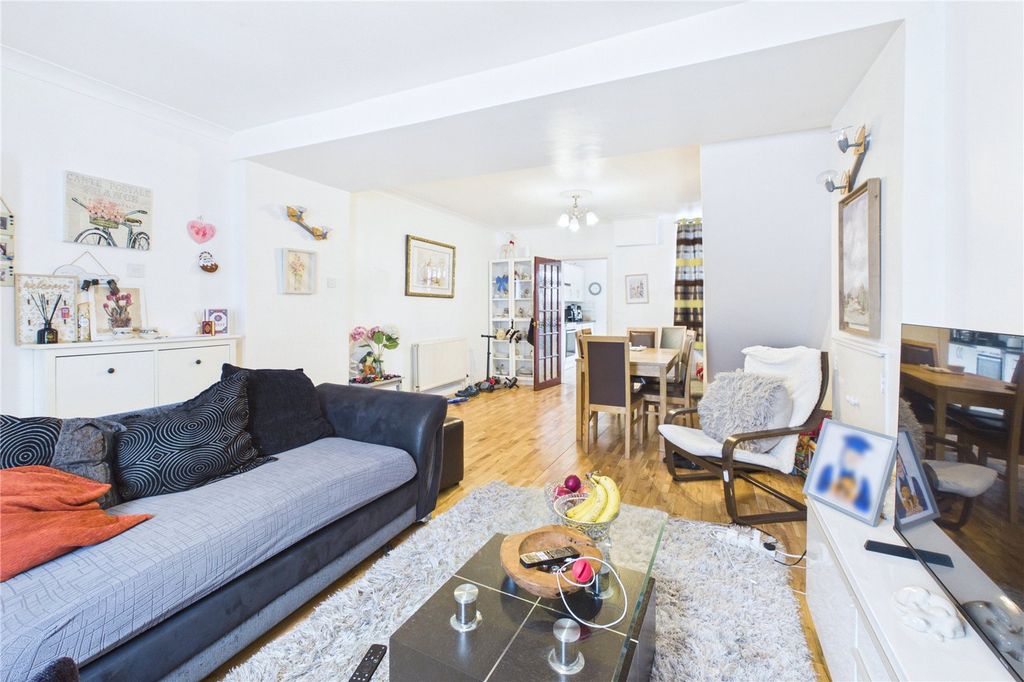 Property photo 3 of 14 Picture No. 10