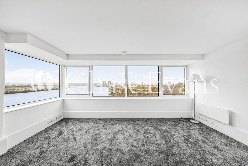 Property photo 1 of 15 Living Area