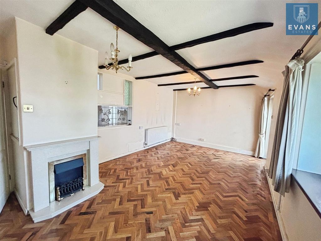 Property photo 2 of 12 Living Room