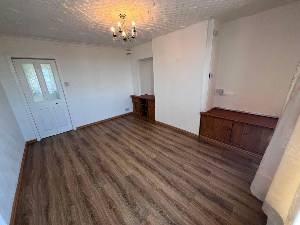 Property photo 3 of 9 Living Room