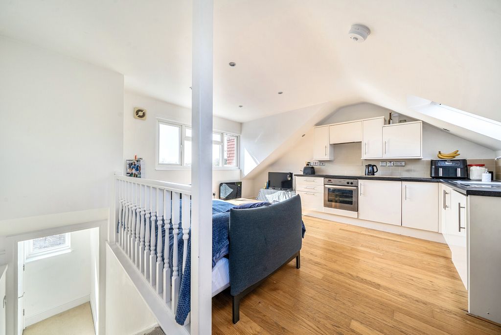 Property photo 2 of 5 Studio Room