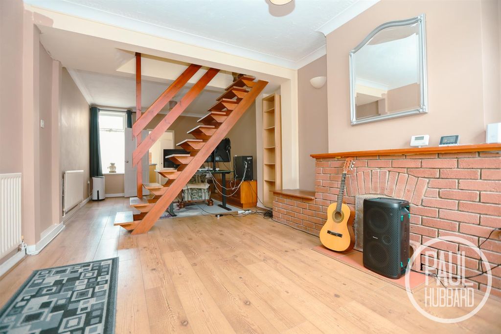 Property photo 2 of 12 7R5A0421-2.Jpg