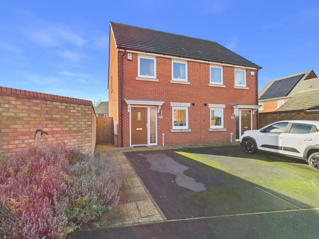 Property photo 1 of 11 Cam05532G0-Pr0010-Still021