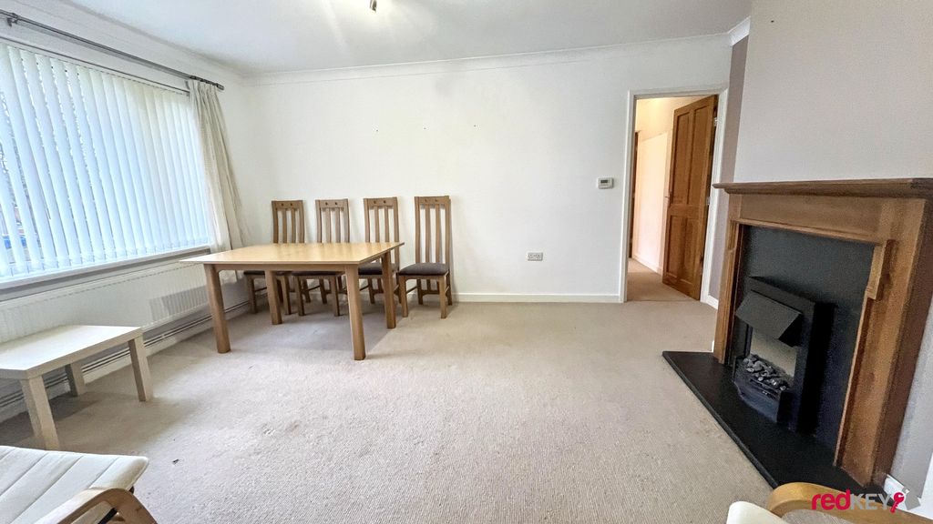 Property photo 2 of 7 Img_5567