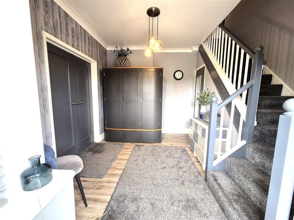 Property photo 2 of 31 63Cyn13.Jpg