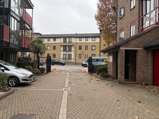 Property photo 2 of 6