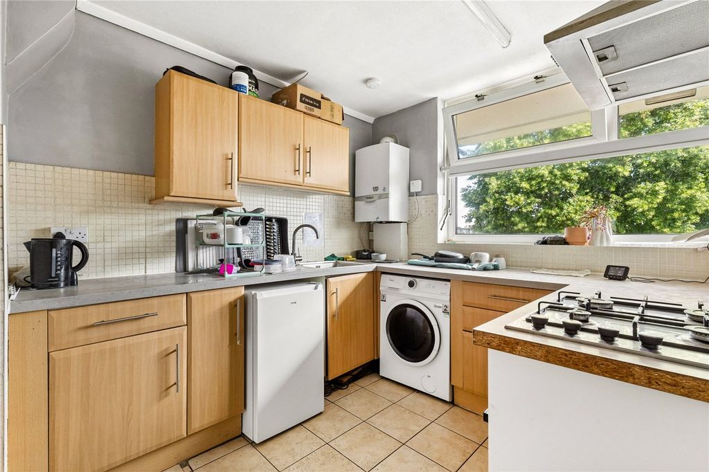 Property photo 2 of 9 Picture No. 04
