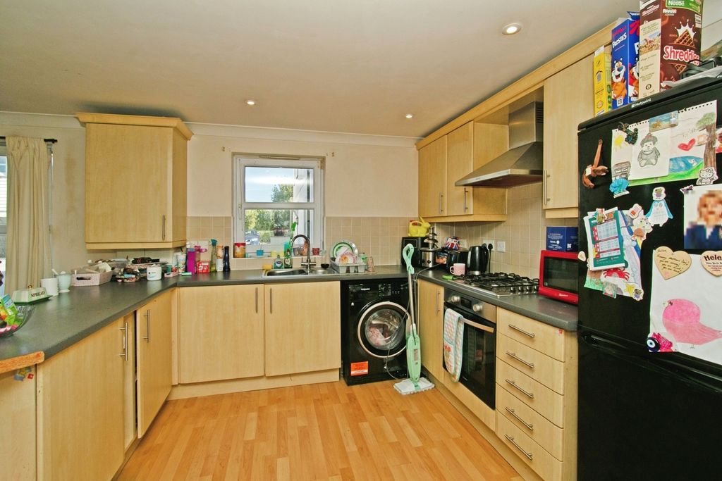 Property photo 3 of 9 Pbox-Img.Jpg