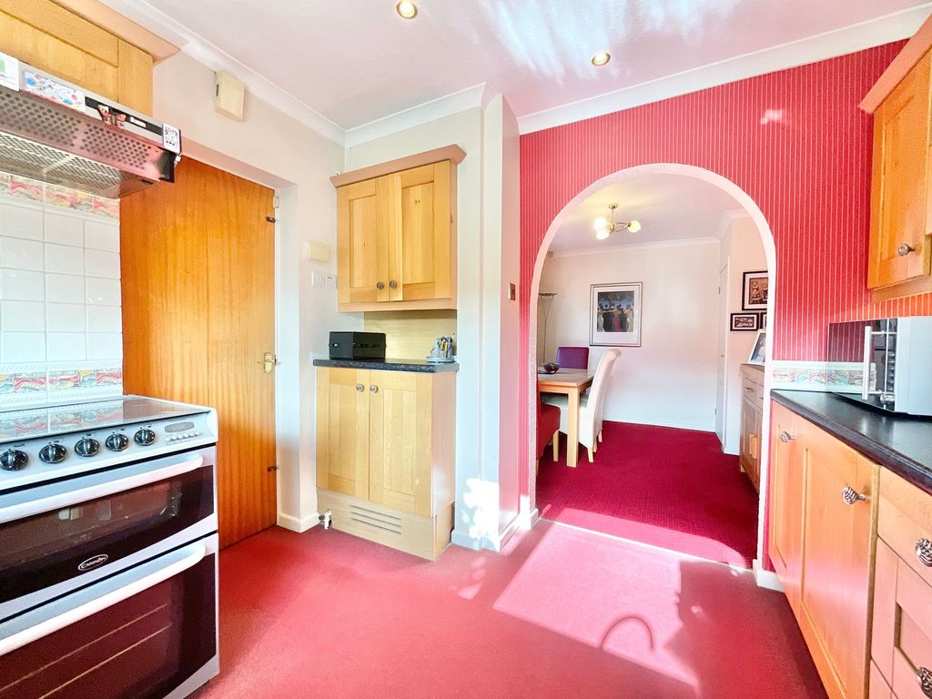 Property photo 3 of 24