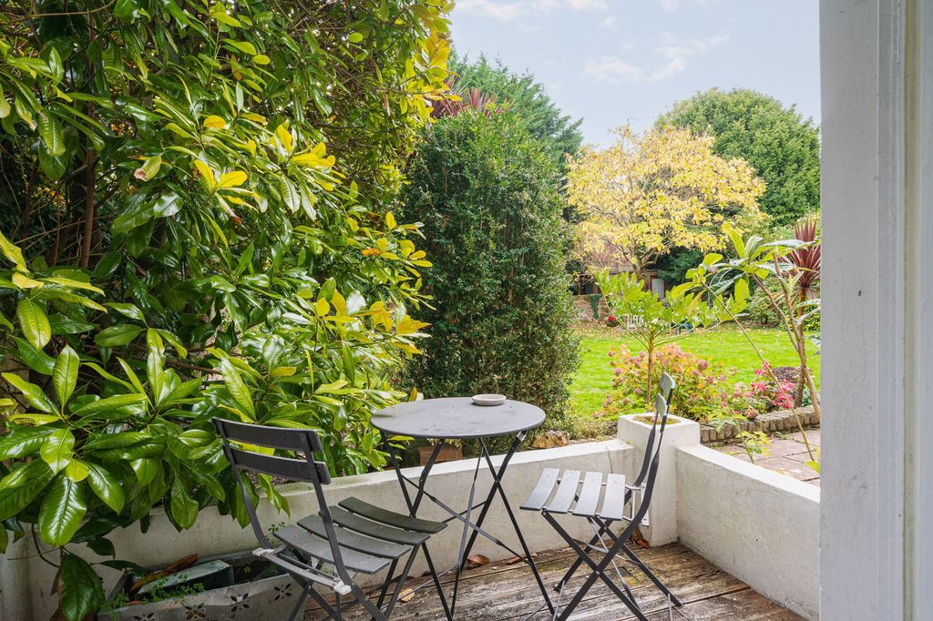 Property photo 3 of 9