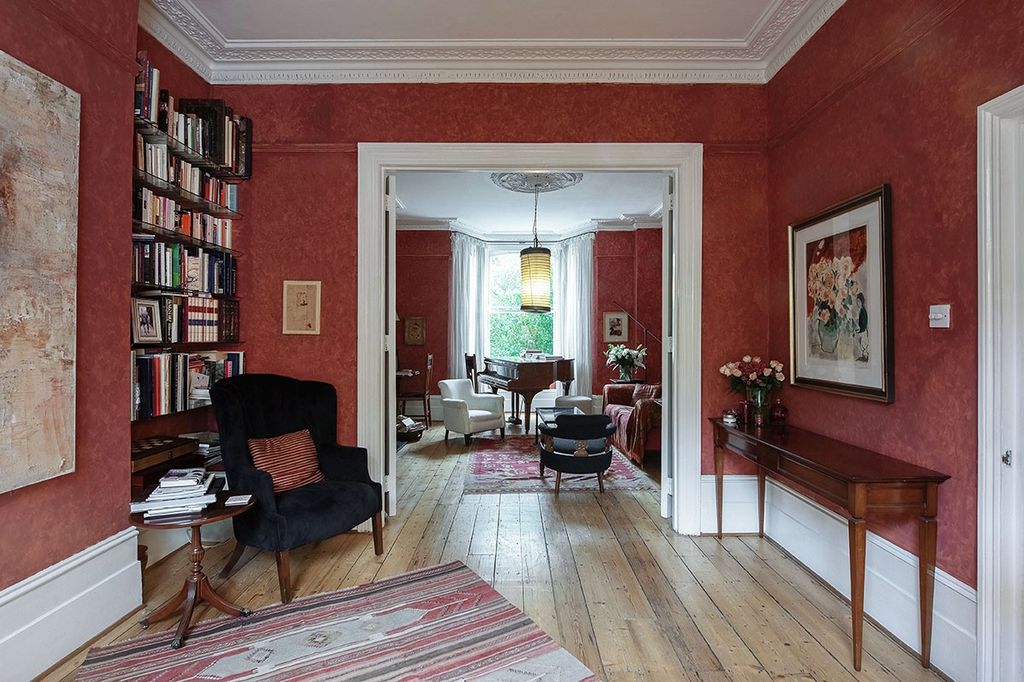 Property photo 1 of 6