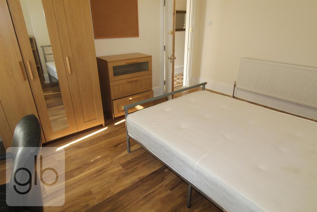 Property photo 2 of 10 3.Png