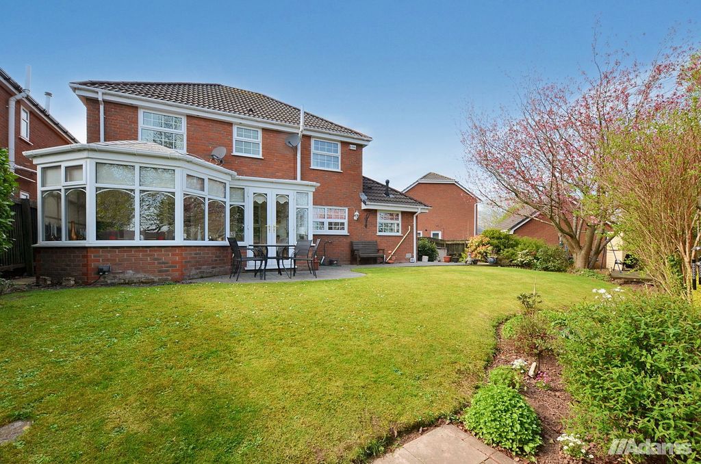 Property photo 1 of 40