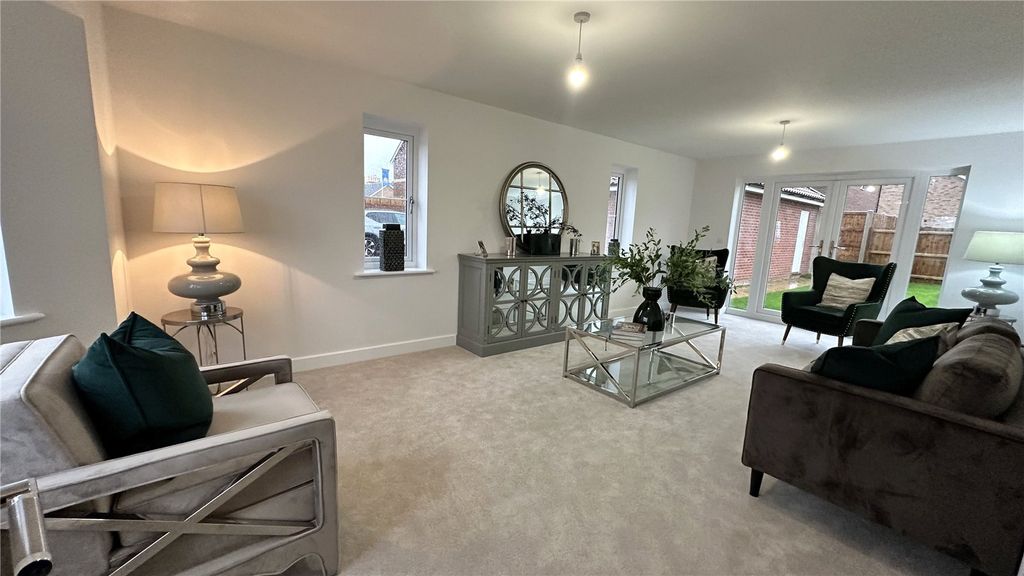 Property photo 2 of 23 Picture No. 42