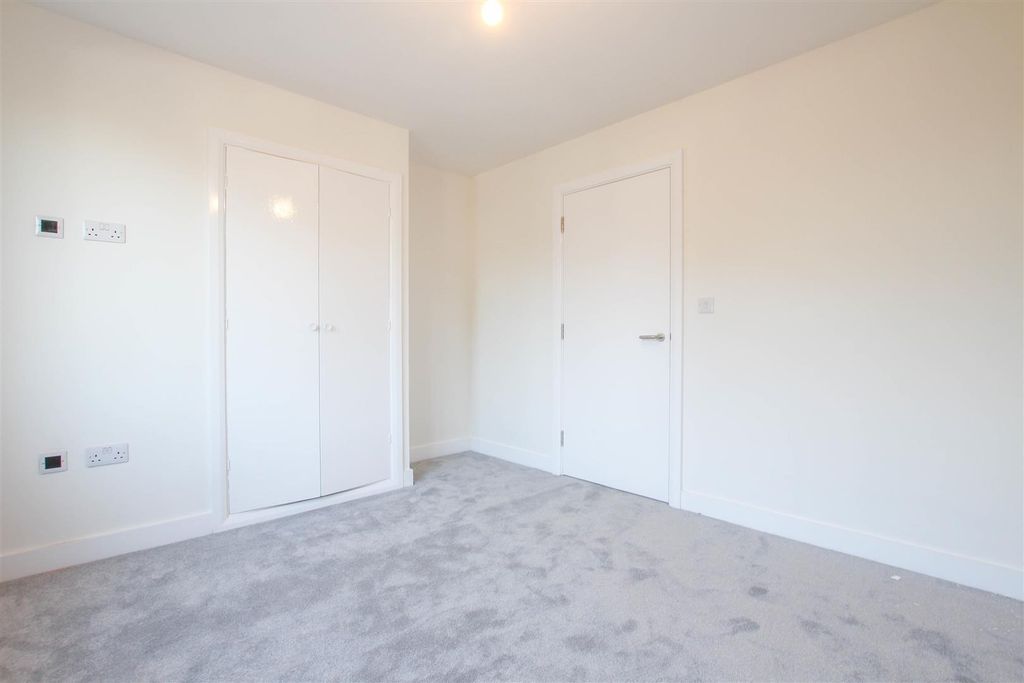 Property photo 3 of 10 Img_8342.Jpg