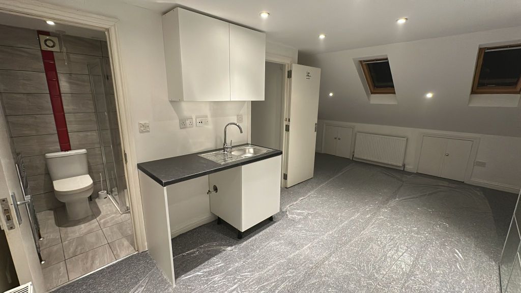 Property photo 1 of 3