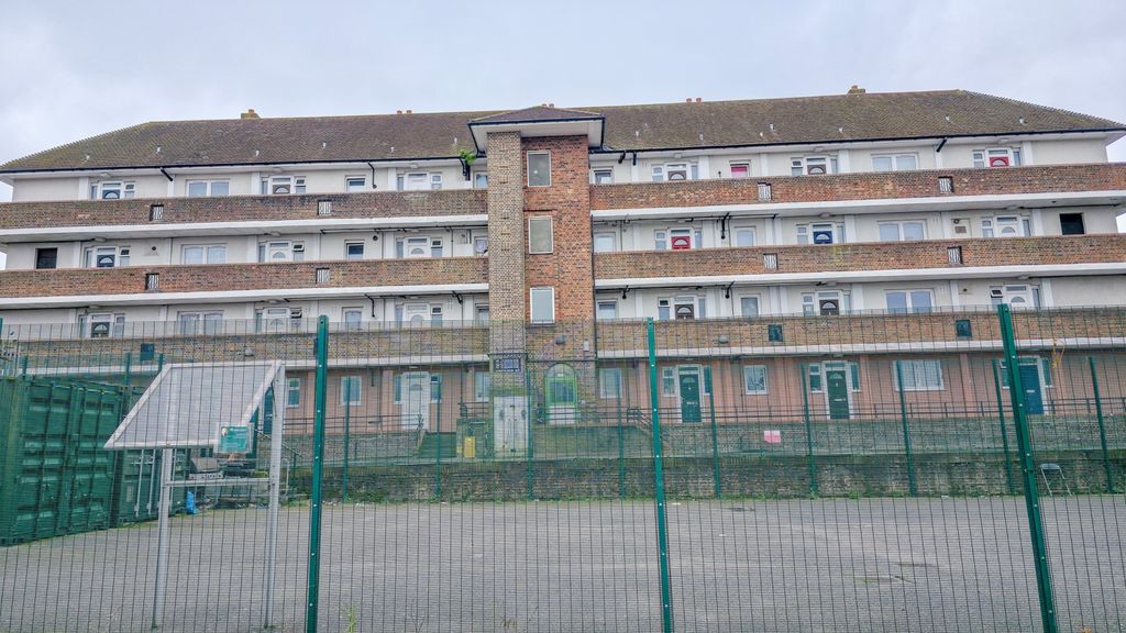 Property photo 2 of 15 20260317_100848