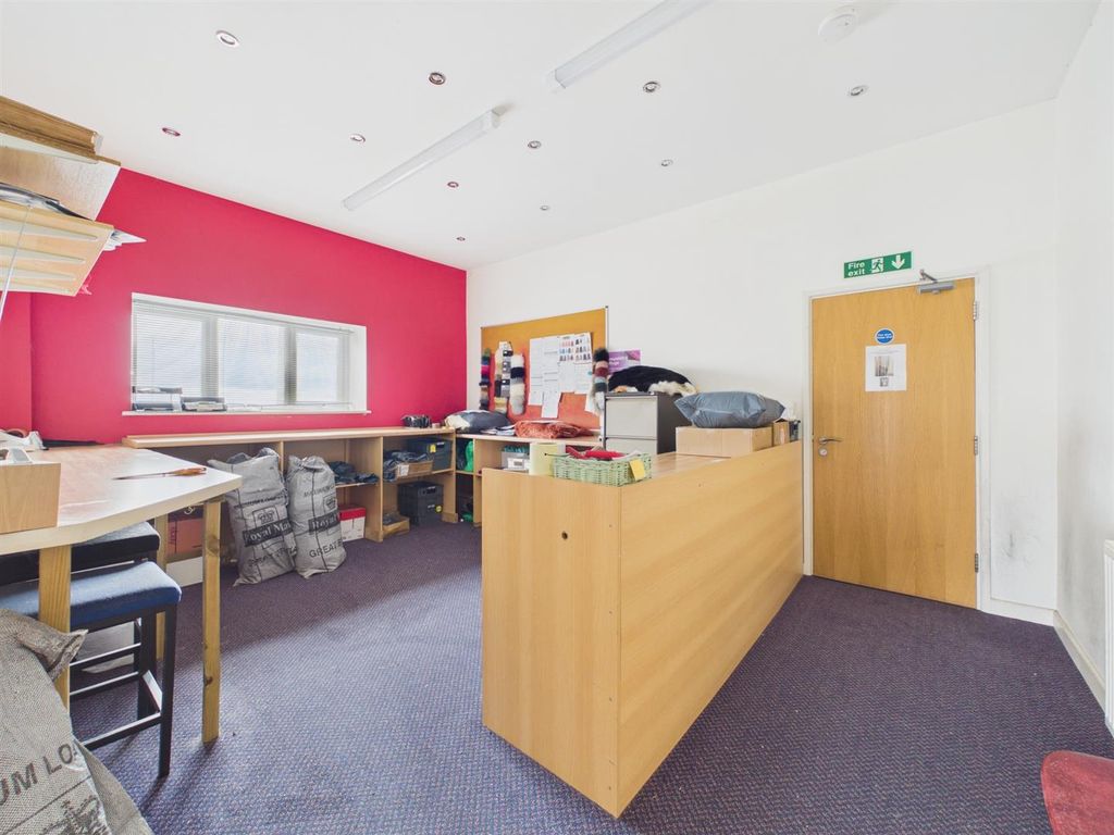 Property photo 3 of 7 Office/Sorting Room